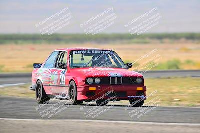 media/Sep-29-2024-24 Hours of Lemons (Sun) [[6a7c256ce3]]/Sunrise (1115a-1130a)/